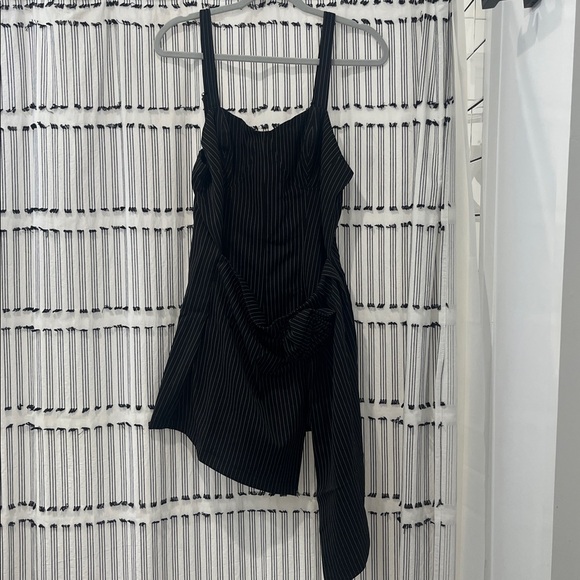 ‼️FINAL PRICE‼️Anthropologie pinstripe rosette romper - new with tags - Picture 3 of 6